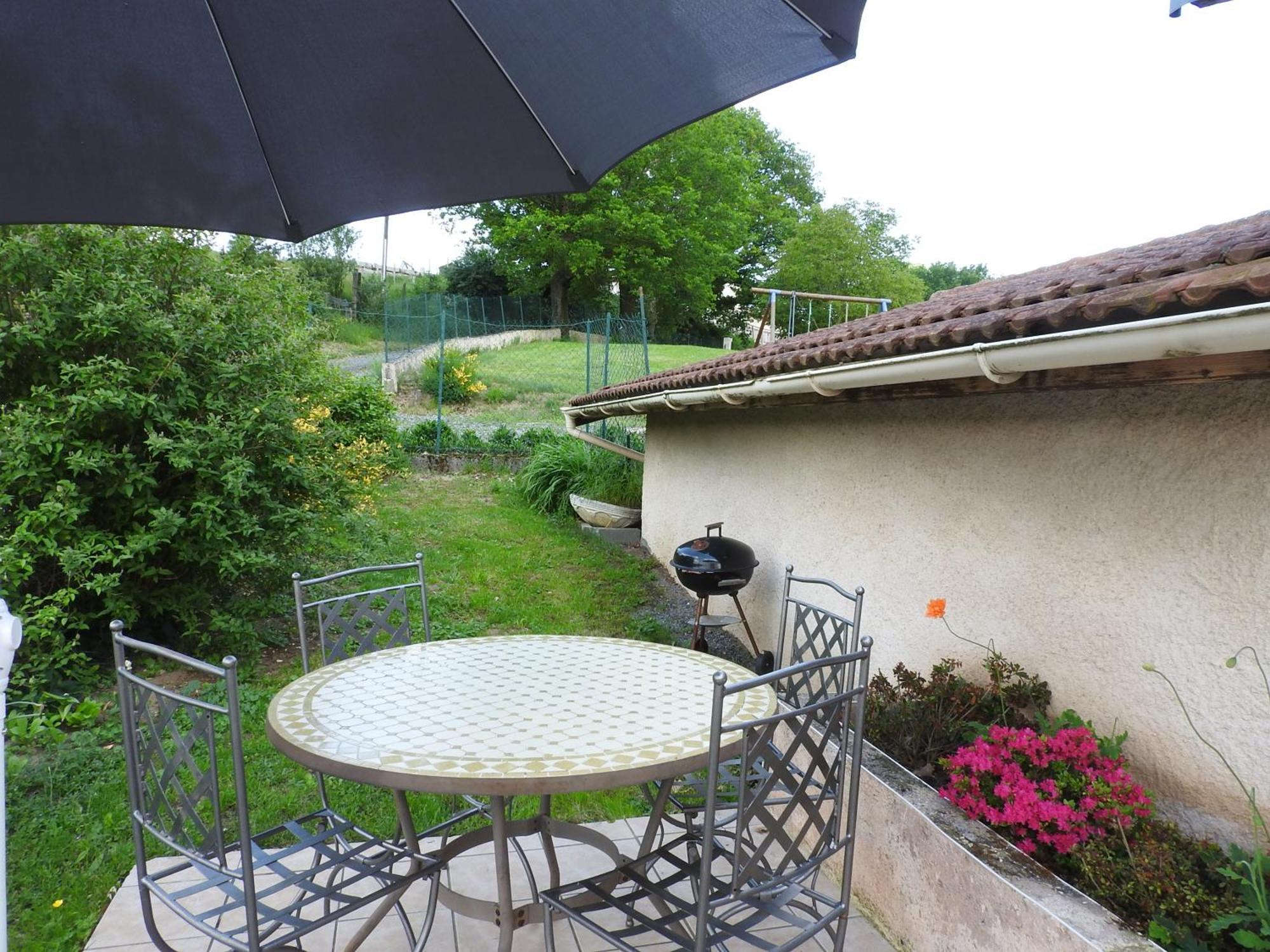 La Charmatiere Villa Haute-Rivoire Rum bild